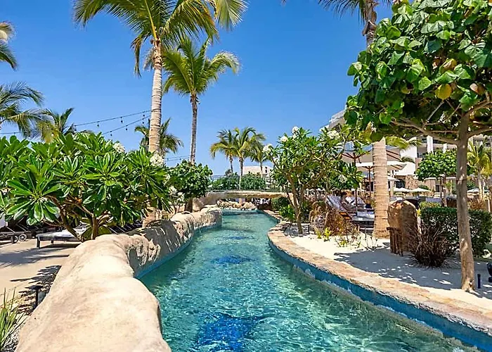 La Valencia & LOS CABOS