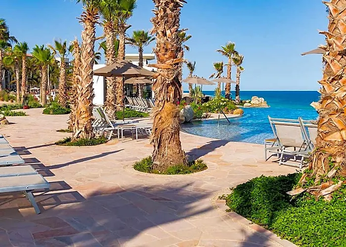 La Valencia & 4*