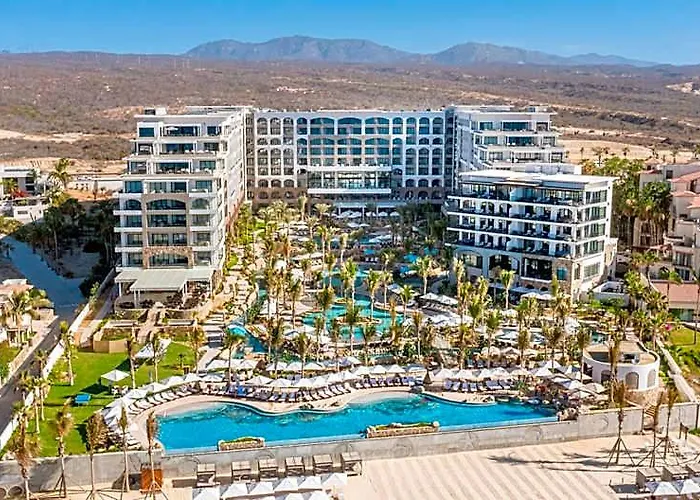La Valencia & Hotel