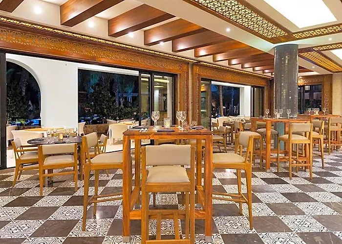La Valencia & Hotel